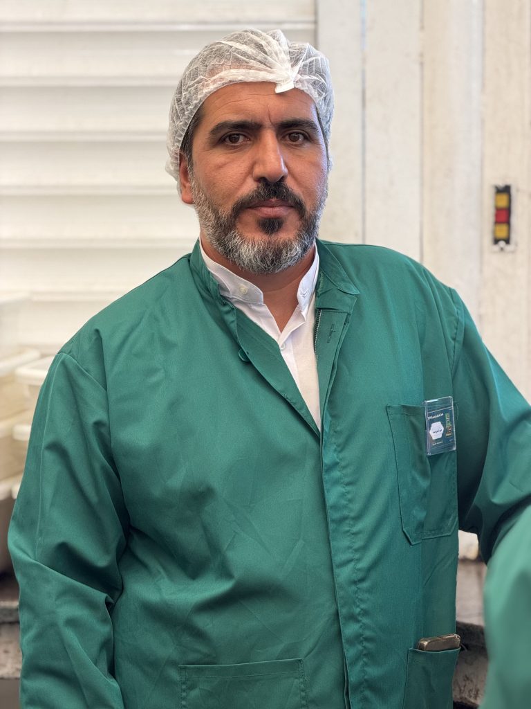 خدمت خدام